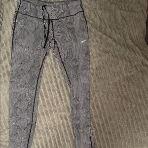Nike Black and White Patterned Leggings
